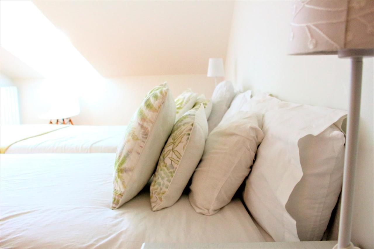 Aloha Apartamentos Pamplona Luaran gambar